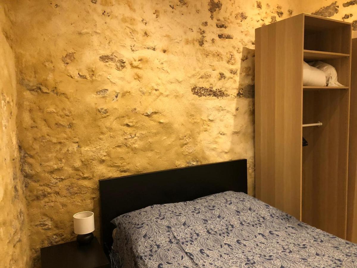 Superbe Appart Rustique Arles Exterior photo